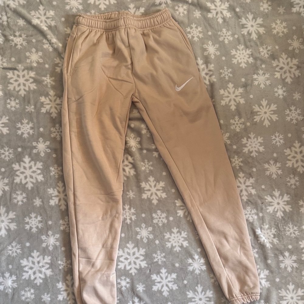 Nike women Beige Jogger Pants